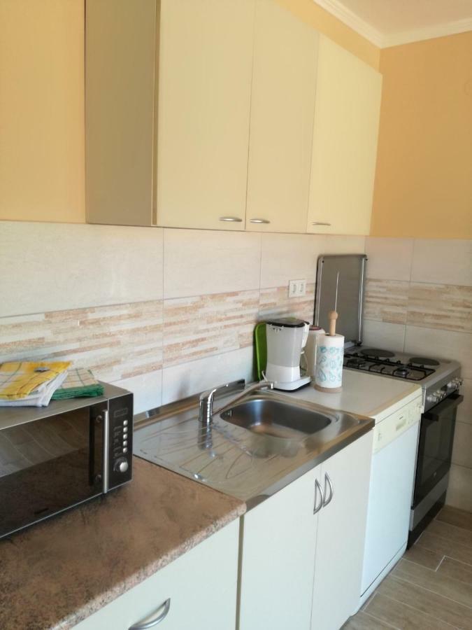 Feel Good Apartment Mundanije Esterno foto